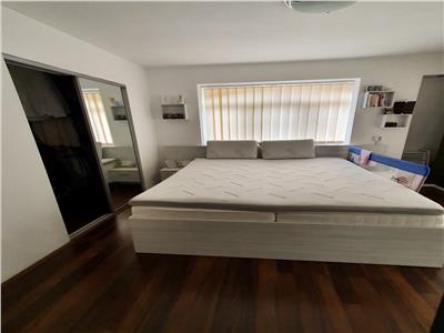 Inchiriere casa cu 4 camere in zona Cetatii, la 10 minute de UMF
