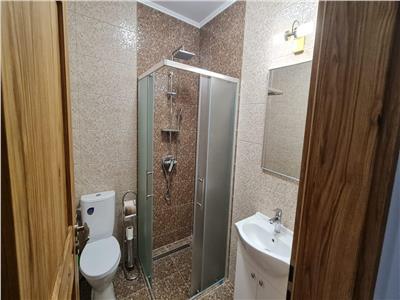 Vand restaurant cu clientela formata si 17 camere de cazare