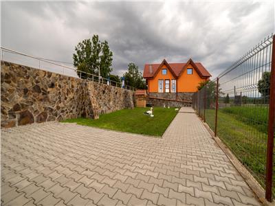 Pension 7 rooms and 3 apartments, loc. Albesti, 6 km from Sighisoara