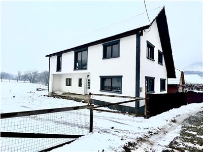 Vand casa cu 3 camere in Parau Mare , Comuna Ibanesti