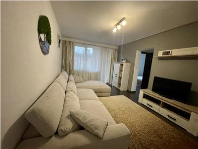 Apartament cu 3 camere de vanzare, modern, et. 4 din 5 in 7 Noiembrie