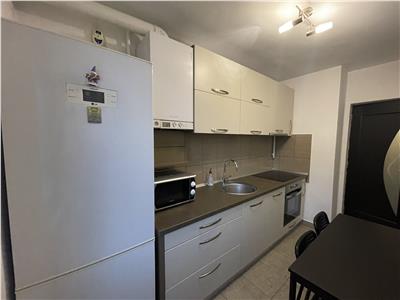 Apartament cu 3 camere de vanzare, modern, et. 4 din 5 in 7 Noiembrie