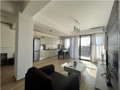 Apartament cu 2 camere de inchiriat modern cu loc de parcare in Centru