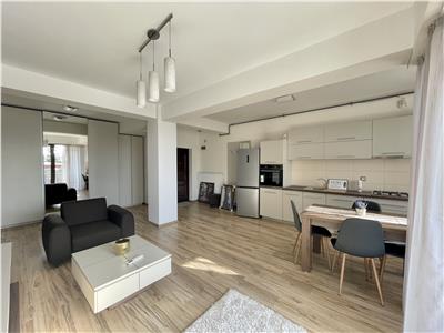 Apartament cu 2 camere de inchiriat modern cu loc de parcare in Centru