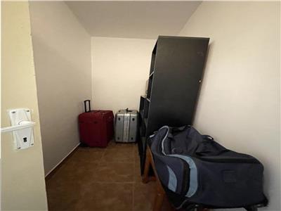 Apartament cu 3 camere de vanzare, decomandat, etaj 8 din 10 in Tudor