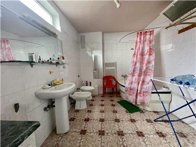 Casa de vanzare cu sup 308 mp, 254 mp teren, in 7 Noiembrie str. Pacii