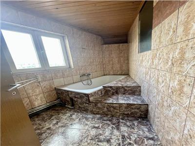 Casa de vanzare cu sup 308 mp, 254 mp teren, in 7 Noiembrie str. Pacii