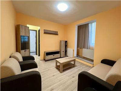 Apartament cu 3 camere de inchiriat, modern, in 7 Noiembrie