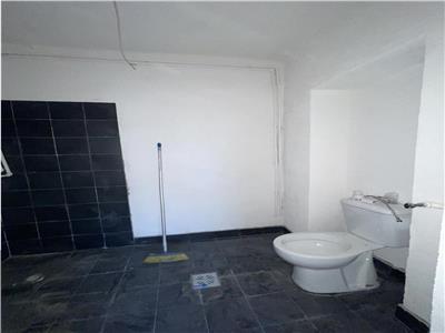 Spatiu comercial cu sup. de 70 mp de inchiriat, in Unirii