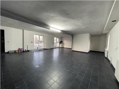 Spatiu comercial cu sup. de 70 mp de inchiriat, in Unirii
