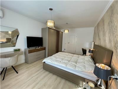 Inchiriere apartament singur pe nivel, 4 camere, lux, in 7 Noiembrie