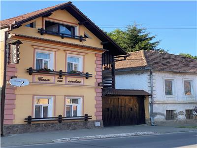 VAND PENSIUNE CU 7 CAMERE IN SIGHISOARA LA 800 MP DE CETATE