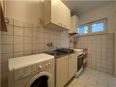 Apartament cu 1 camera de inchiriat in Dambu,32 mp,zona BRD