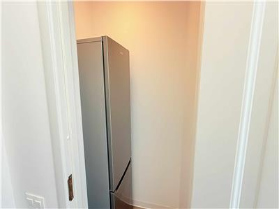 Inchiriez apartament cu 2 camere, bloc Nou, in 7 Noiembrie