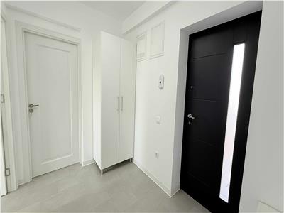 Inchiriez apartament cu 2 camere, bloc Nou, in 7 Noiembrie