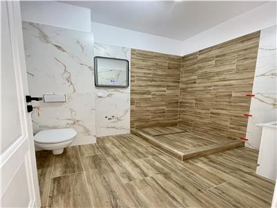 Apartament cu 2 camere de inchiriat, nou, 51,5 mp, Corunca DN1
