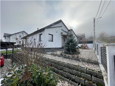 Casa cu 4 camere moderna de vanzare, teren 550 mp, in Budiu Mic