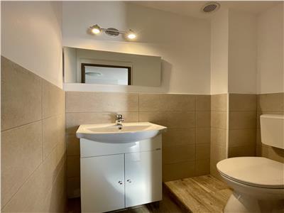 Apartament cu 3 camere de inchiriat, modern, in Unirii