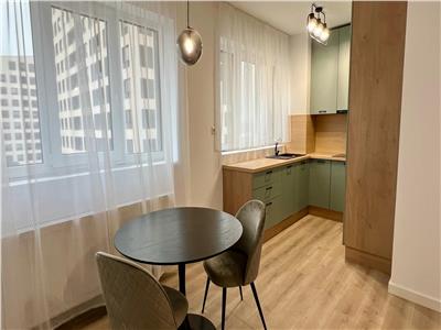 Inchiriez apartament cu 2 camere mobilat modern la Concept 9
