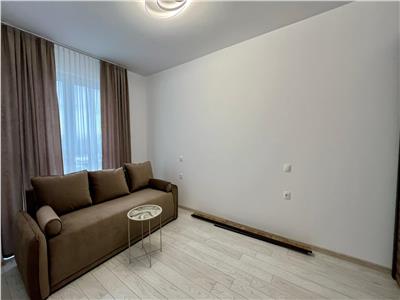 Inchiriez apartament cu 3 camere in Complexul Maurer, prima inchiriere