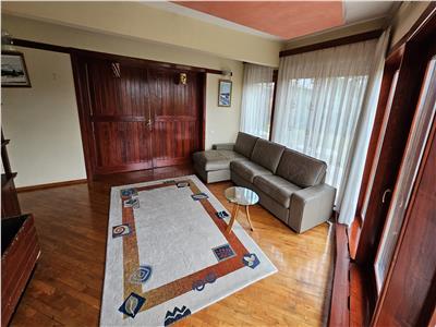House / villa for sale 380 sqm in Sangeorgiu de Mures
