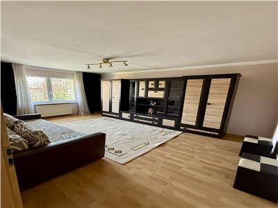 Apartament cu 3 camere de vanzare, etaj 1 din 4, in Tudor, bld. Pandurilor