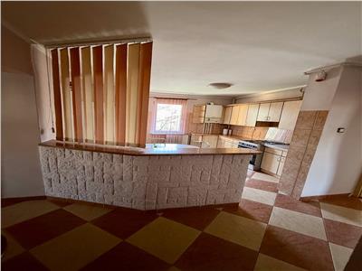 Apartament cu 3 camere de vanzare, etaj 1 din 4, in Tudor, bld. Pandurilor