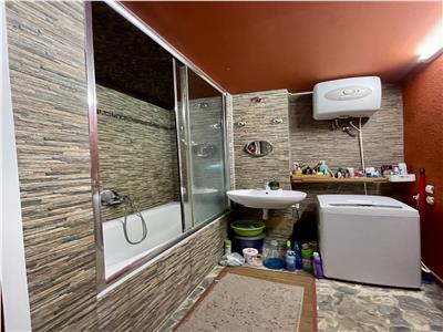 EXCLUSIVITATE  Vanzare 2 camere  Cornisa la 650 m de UMF