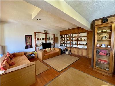 EXCLUSIVITATE  Vanzare 2 camere  Cornisa la 650 m de UMF