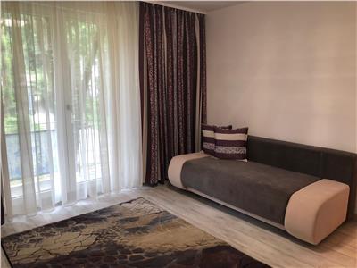 Apartament cu 3 camere de inchiriat, in 7 Noiembrie la 550 m de UMF