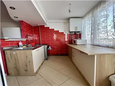 Apartament cu 3 camere de inchiriat, mobilat si utilat, in 7 Noiembrie