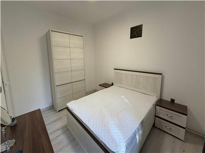 I am renting a modern, equipped and furnished 3room apartment 5 minutes from UMF
