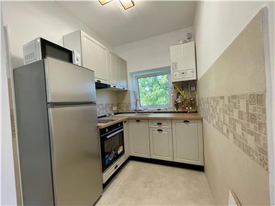 Apartament nou cu 3 camere, cu terasa si curte proprie, in Unirii