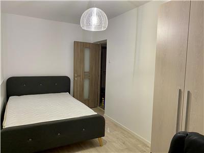Apartament cu 3 camere de inchiriat, in Cornisa str. Argesului