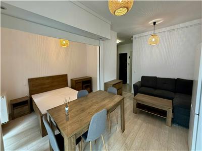 Vand apartament cu 1 camera, complet mobilat in Complexul Maurer, etaj 2