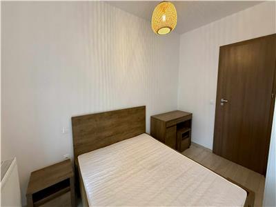 Vand apartament cu 1 camera, complet mobilat in Complexul Maurer, etaj 2