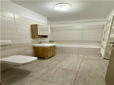 Vand apartament cu 1 camera, complet mobilat in Complexul Maurer, etaj 2