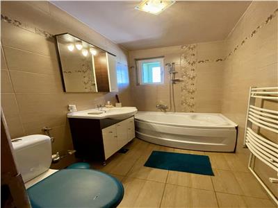 Apartament cu 2 camere de vanzare in 7 Noiembrie la 550 m de UMF