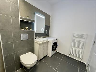 Vanzare apartament cu 2 camere, mobilat si utilat, bloc nou, 70 mp utili, in Centru