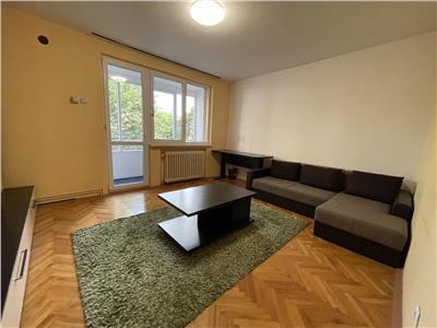 Apartament cu 3 camere de inchiriat, in Cornisa la 450 m de UMF