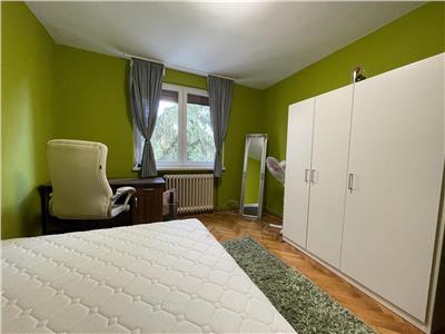 Apartament cu 3 camere de inchiriat, in Cornisa la 450 m de UMF