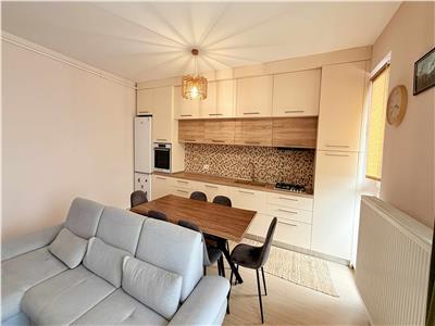 Vand apartament cu 2 camere, mobilat complet in Complexul Maurer