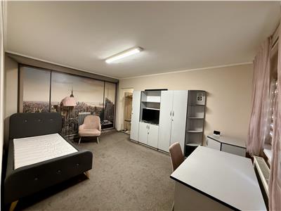 Apartament cu 2 camere, mobilat si utilat, in 7 Noiembrie la 800 m de UMF