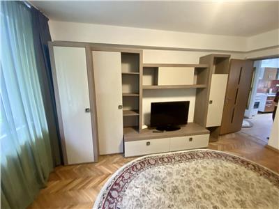 Apartament cu 2 camere de inchiriat, mobilat si utilat, in 7 Noiembrie