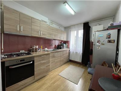 Apartament cu 2 camere de inchiriat, mobilat si utilat, in 7 Noiembrie