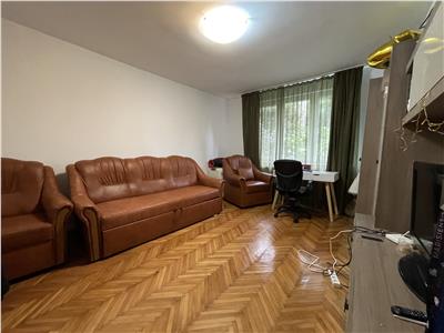 Apartament cu 2 camere de inchiriat, mobilat si utilat, in 7 Noiembrie