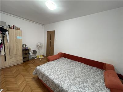 Apartament cu 2 camere de inchiriat, mobilat si utilat, in 7 Noiembrie