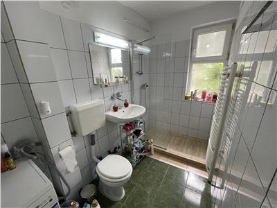 Apartament cu 2 camere de inchiriat, mobilat si utilat, in 7 Noiembrie