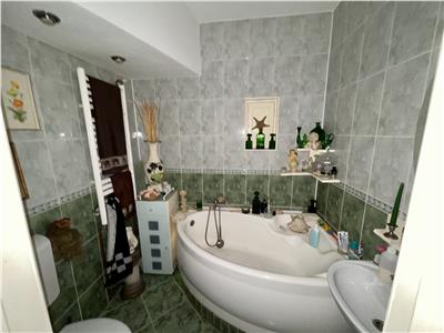 Apartament cu 2 camere de vanzare, in Centru str. Bolyai