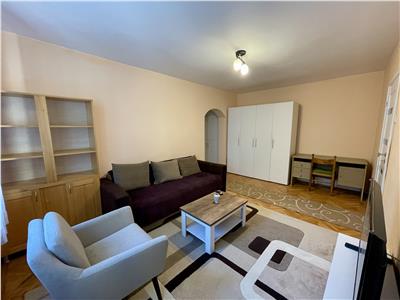 Apartament cu 2 camere de inchiriat, in 7 Noiembrie la 800 m de UMF